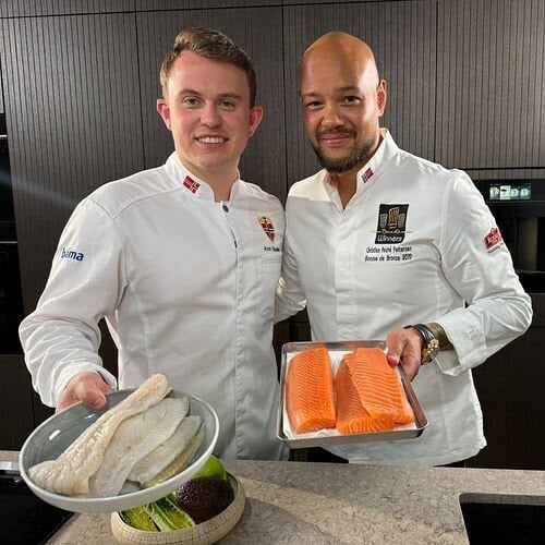 Nothing is being left to chance for Norway’s football heroes during the most-anticipated sporting event of the year. Chefs Aron Espeland and Christian André Pettersen points to the importance of seafood and nutrients for high performing athletes.